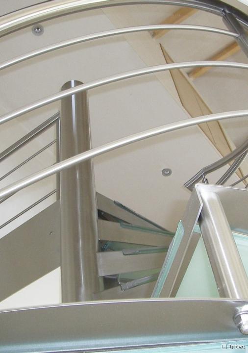 Escalier en Colimaçon - Escalier en Colimaçon - Marches en verre