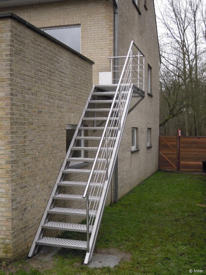Buitentrap Railing Intec Inox | Trappen, leuningen en balustrades - Trappen Trap ...
